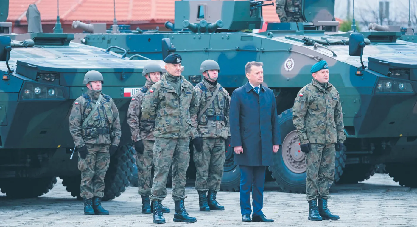 Dwa rosomaki ministra Błaszczaka