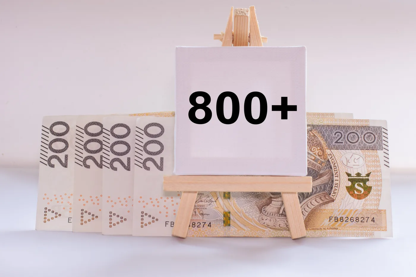 800 plus automatycznie odnawiane od 2027 roku – nowe przepisy ZUS