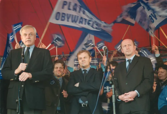 Platforma Obywatelska przechodzi do historii. Początek nowego rozdziału w polityce Tuska