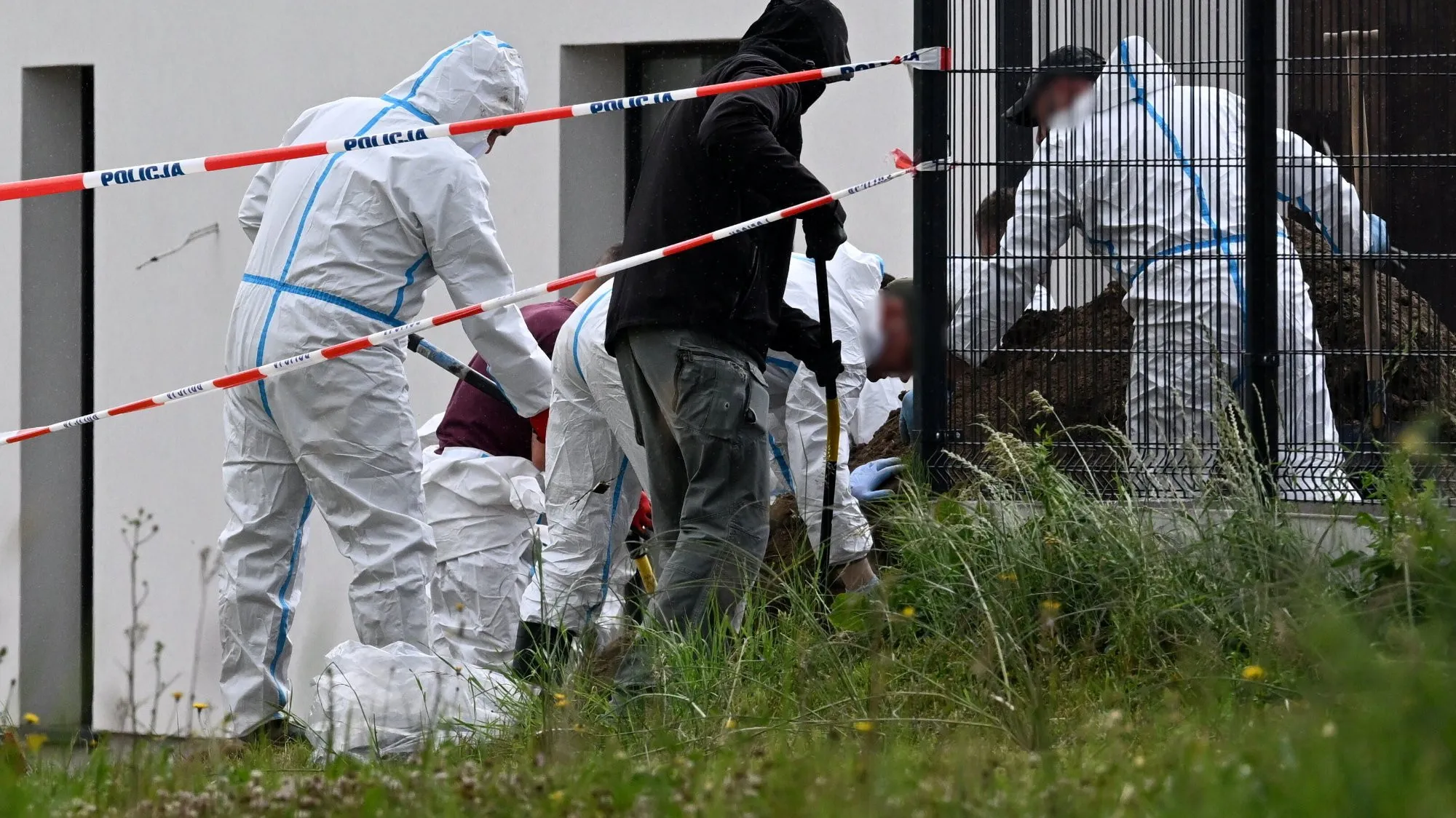 Około 30 szczątków płodów na działce pod Rzeszowem. Prokuratura prowadzi szerokie śledztwo