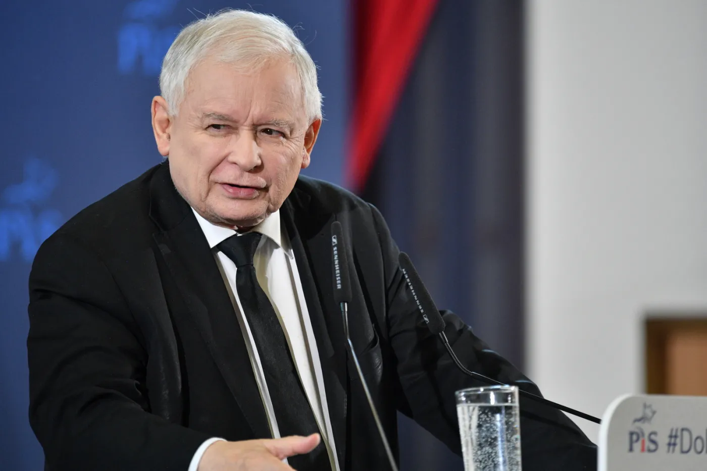 Prezes PiS: Nie wywrócimy się na zimie. Sytuacje problemów z kupnem węgla to będą incydenty