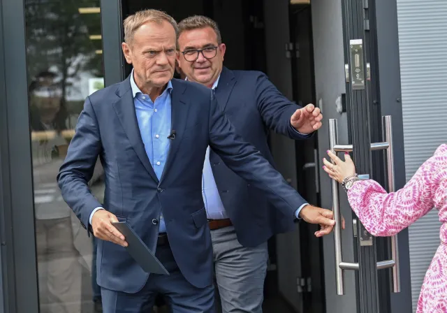 Tusk o "mailach Dworczyka": Wyłania się z nich obraz klasycznego państwa mafijnego