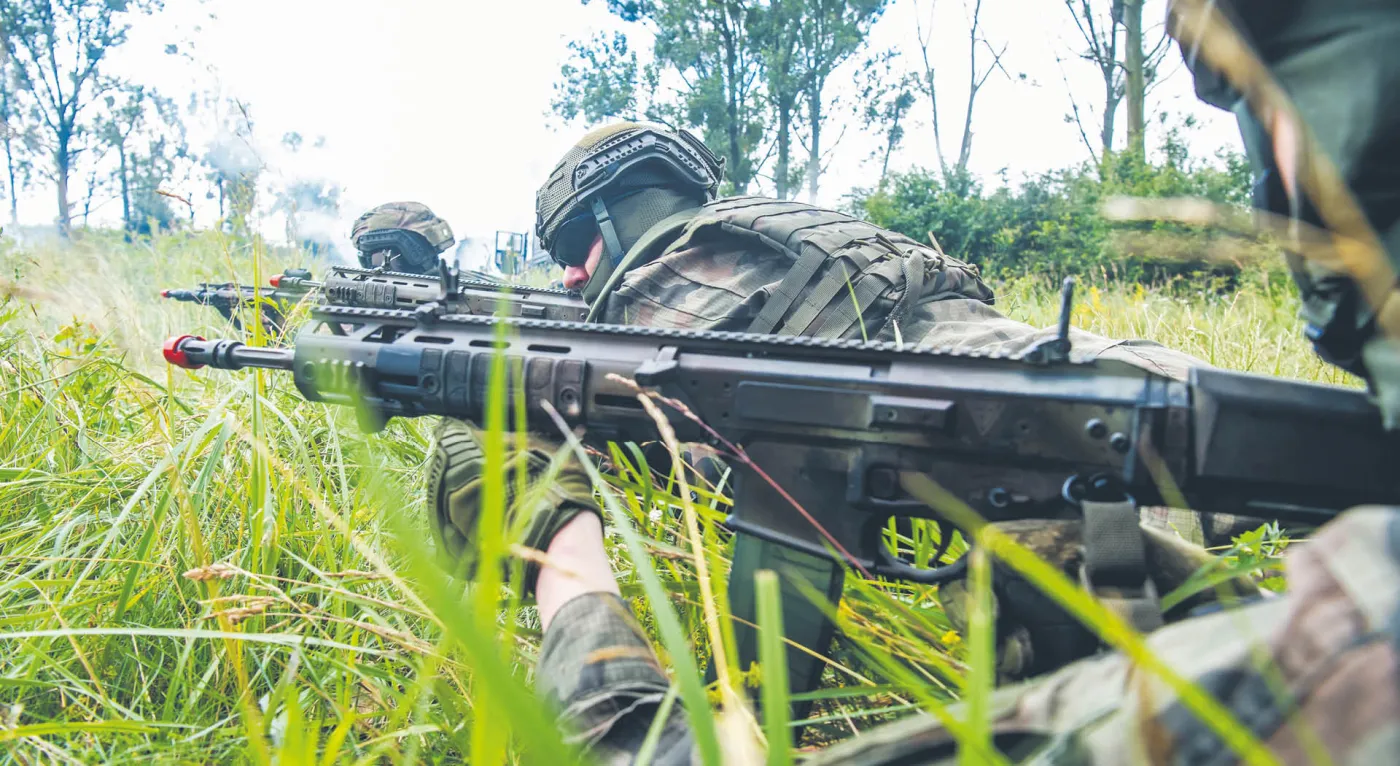 Wojsko wychodzi do ludzi, czyli pełzająca militaryzacja