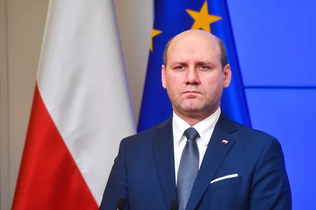Minister ds. UE o decyzji prezydenta Dudy: Liczymy, że decyzja TK zapadnie w nieodległym terminie