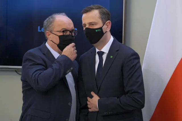 Wspólna lista opozycji się oddala. Kosiniak-Kamysz i Czarzasty nie wierzą w pomysł Tuska
