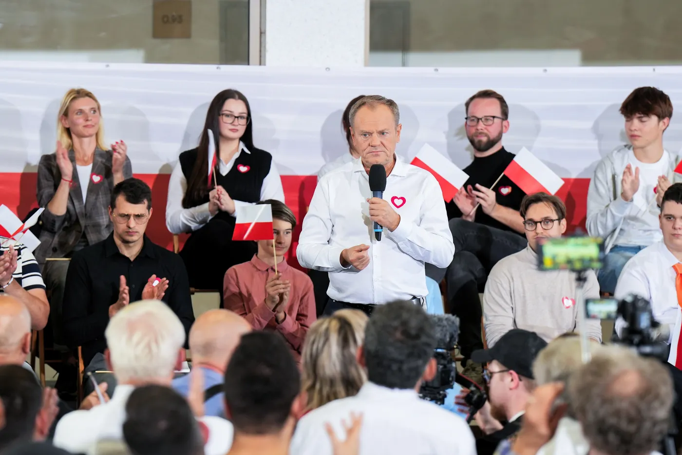Tusk: Musimy jak najszybciej rozpocząć budowę elektrowni jądrowej