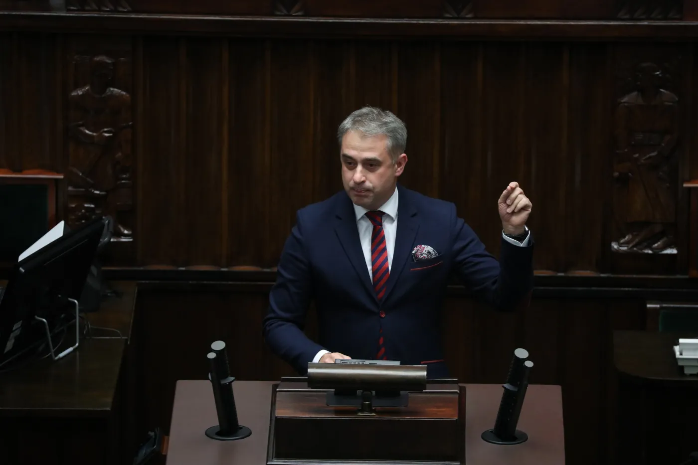 Najpierw rada fachowców, potem fundusz AI. Gawkowski będzie musiał poczekać na pieniądze
