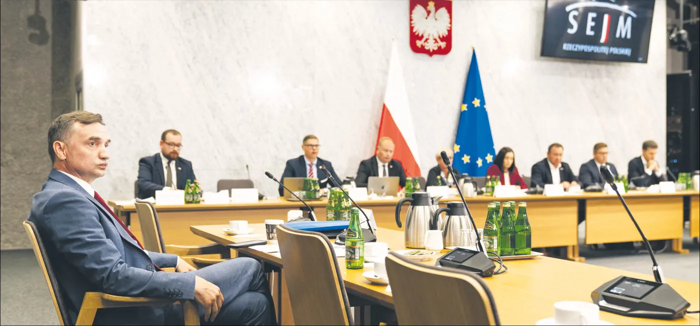 Ziobro stanął przed komisją
