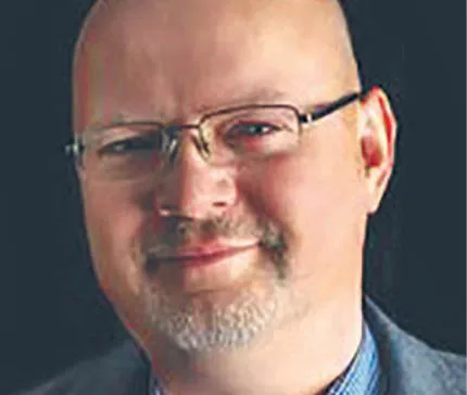 Dr hab. Piotr Sitniewski adiunkt w Katedrze Prawa Administracyjnego i Nauk o Bezpiecze