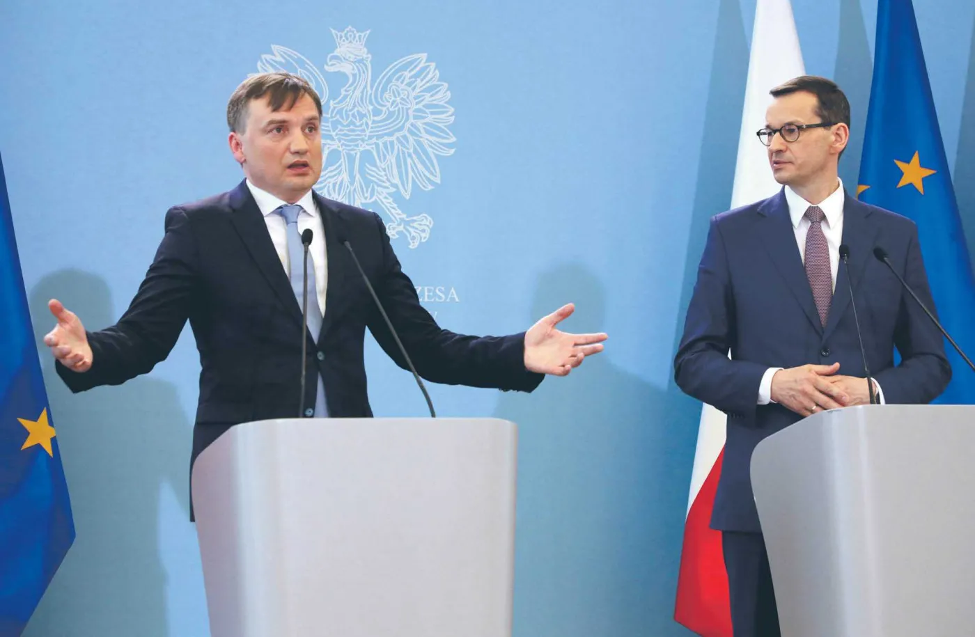 Hurtowa degradacja instytucji