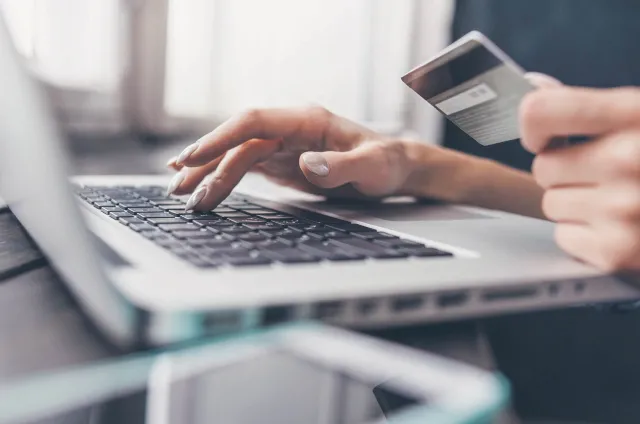 Dynamicznie rosnący świat e-płatności
