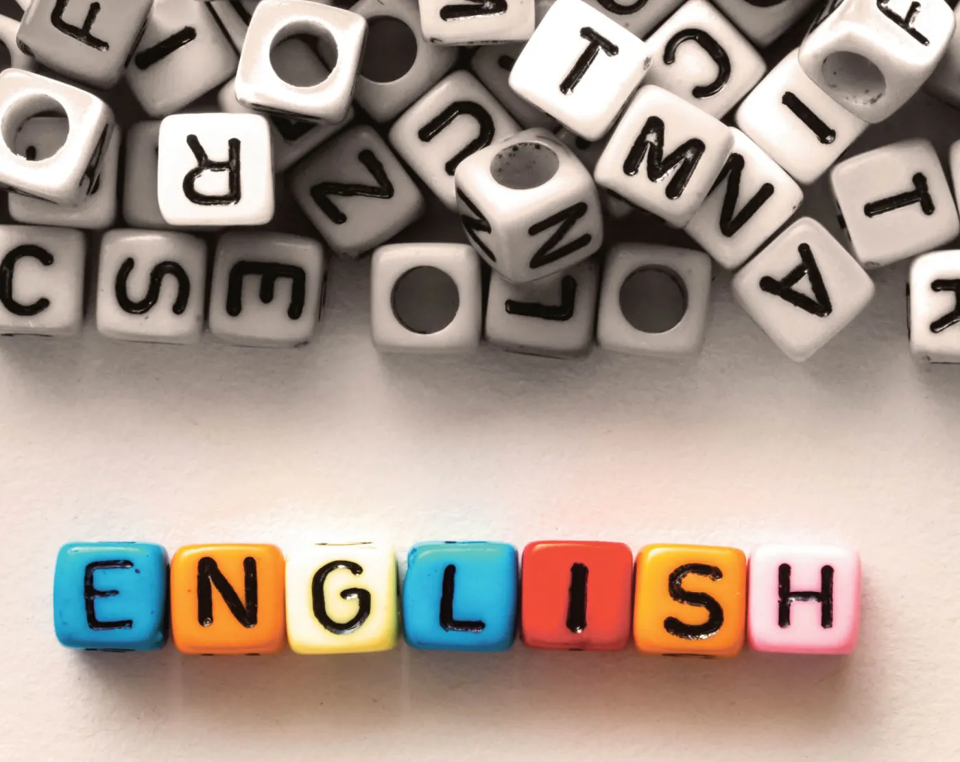 6 procent – tylu urzędników gminnych odpowiada  na e-maile po angielsku