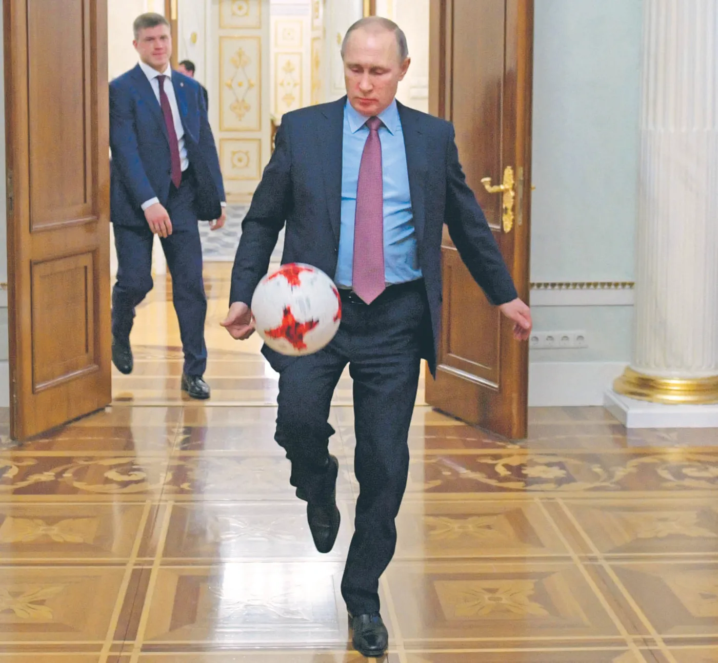 Putin  ucieka  ze spalonego