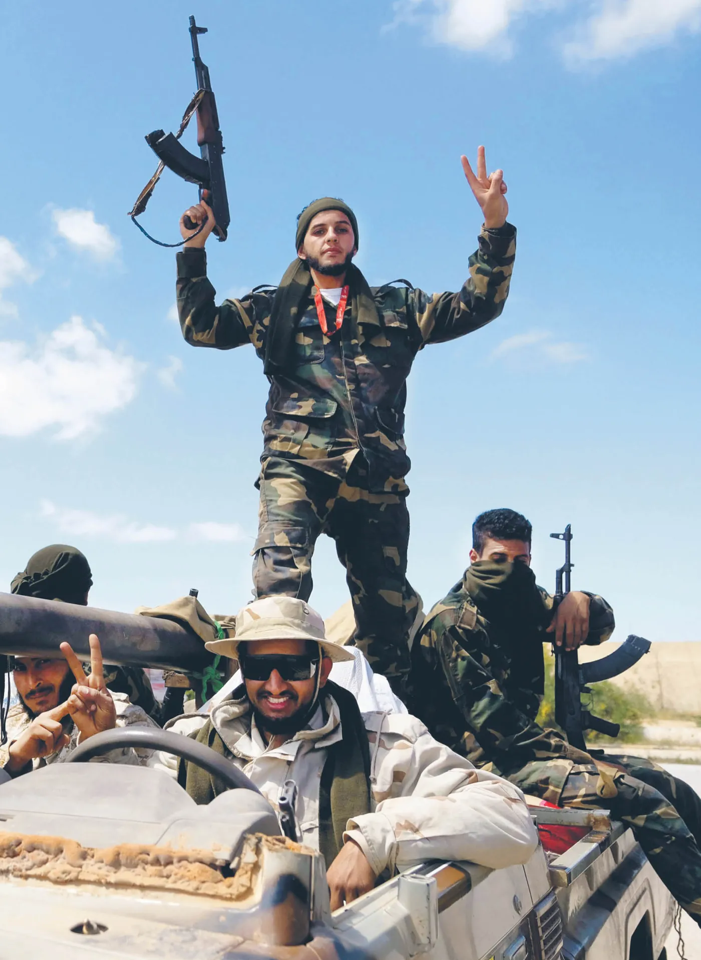 Generał renegat kładzie rękę na libijskiej ropie