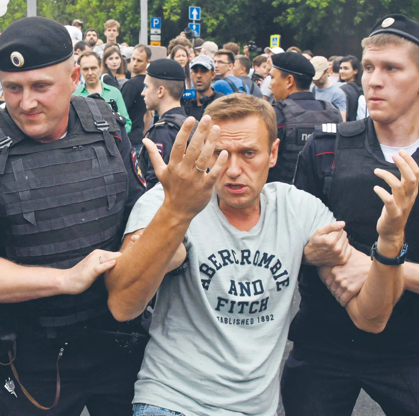 Kreml coraz mocniej przykręca śrubę