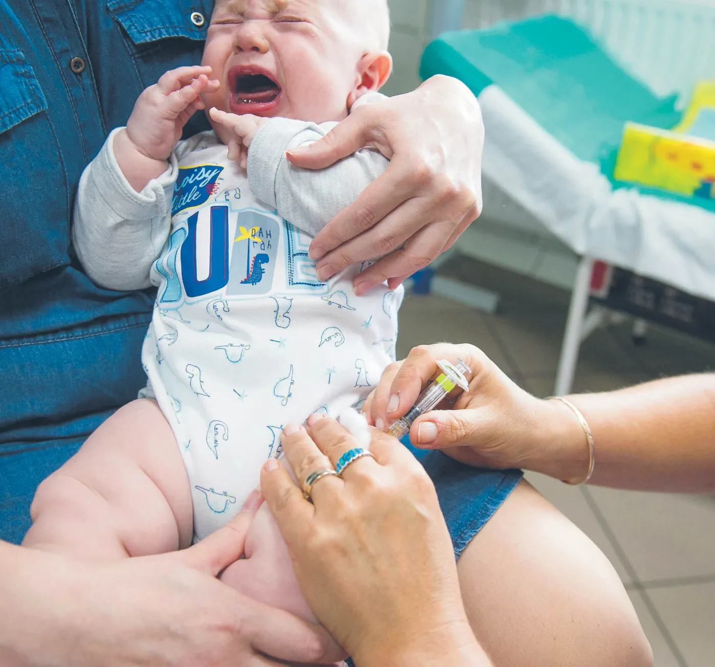 Ślamazarne wyjaśnianie szczepionkowego skandalu