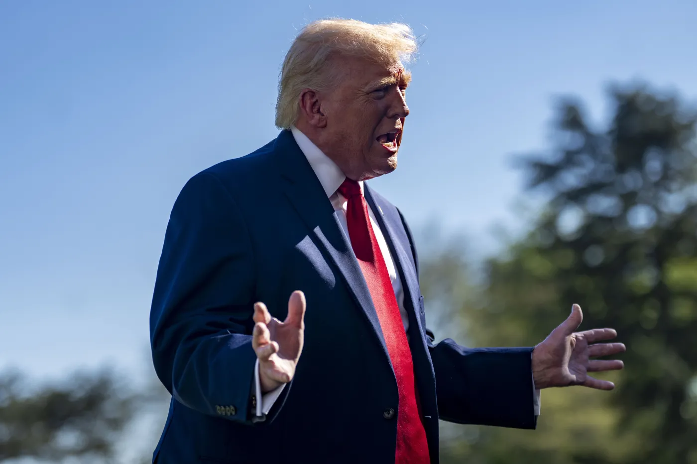 Iran miał zadzwonić do USA. Trump: chcą się dogadać