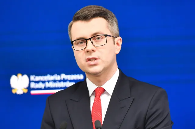 Müller: 700 m w ustawie odległościowej raczej będzie utrzymane