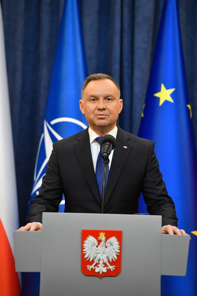 Tyle jawności, ile chce komisja. Andrzej Duda w uzasadnieniu lex Tusk odniósł się do czegoś, czego nie ma w przepisach