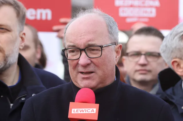 Czarzasty o burzeniu pomników Jana Pawła II: To nie jest element walki o państwo świeckie