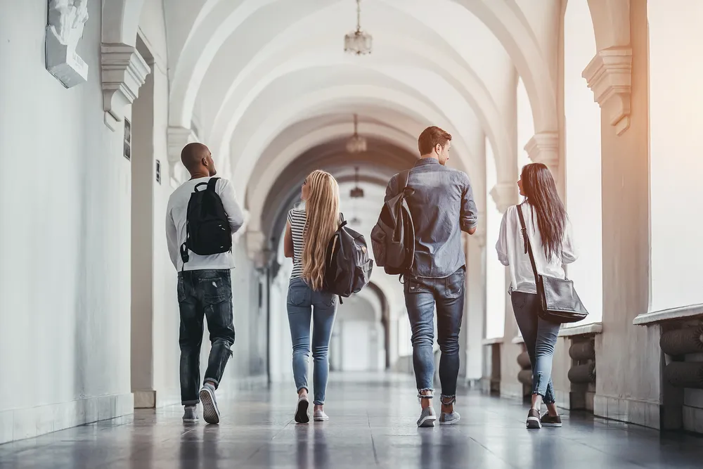 Większość uczelni w Polsce rozpoczyna nowy rok akademicki 2023/24