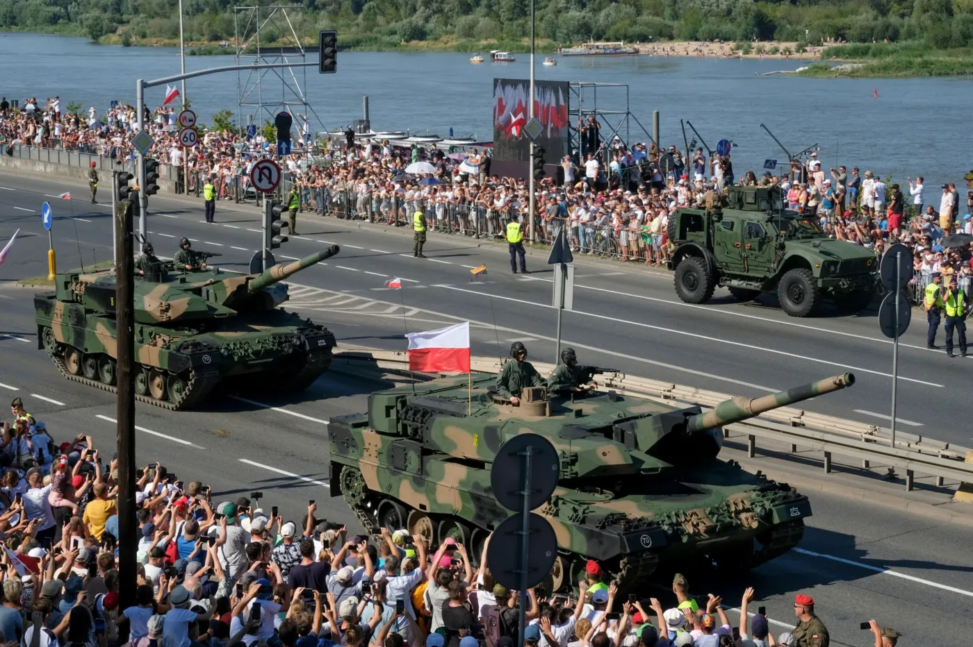 Defilada z okazji święta Wojska Polskiego. Jaki sprzęt przejedzie ulicami Warszawy?