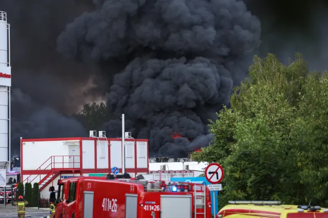 Pożar w Siemianowicach Śląskich. RCB wydało alert