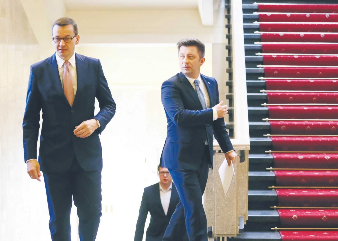 Rząd spiera się, kogo i jak objąć daniną Sasina