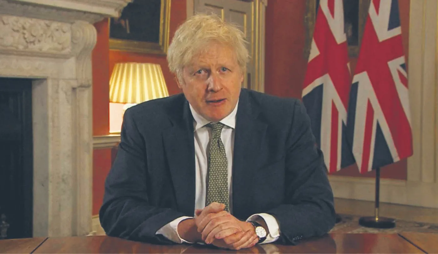 Nowy rok w UK, czyli siedzimy w domach i czekamy na kłucie