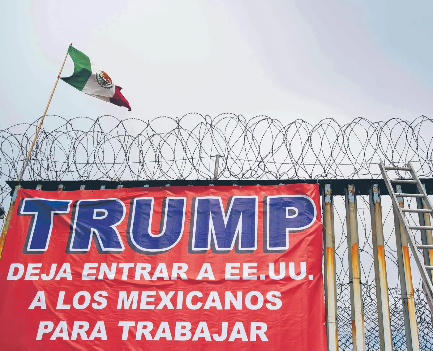 Trump, zasłaniając się pandemią, walczy z imigrantami