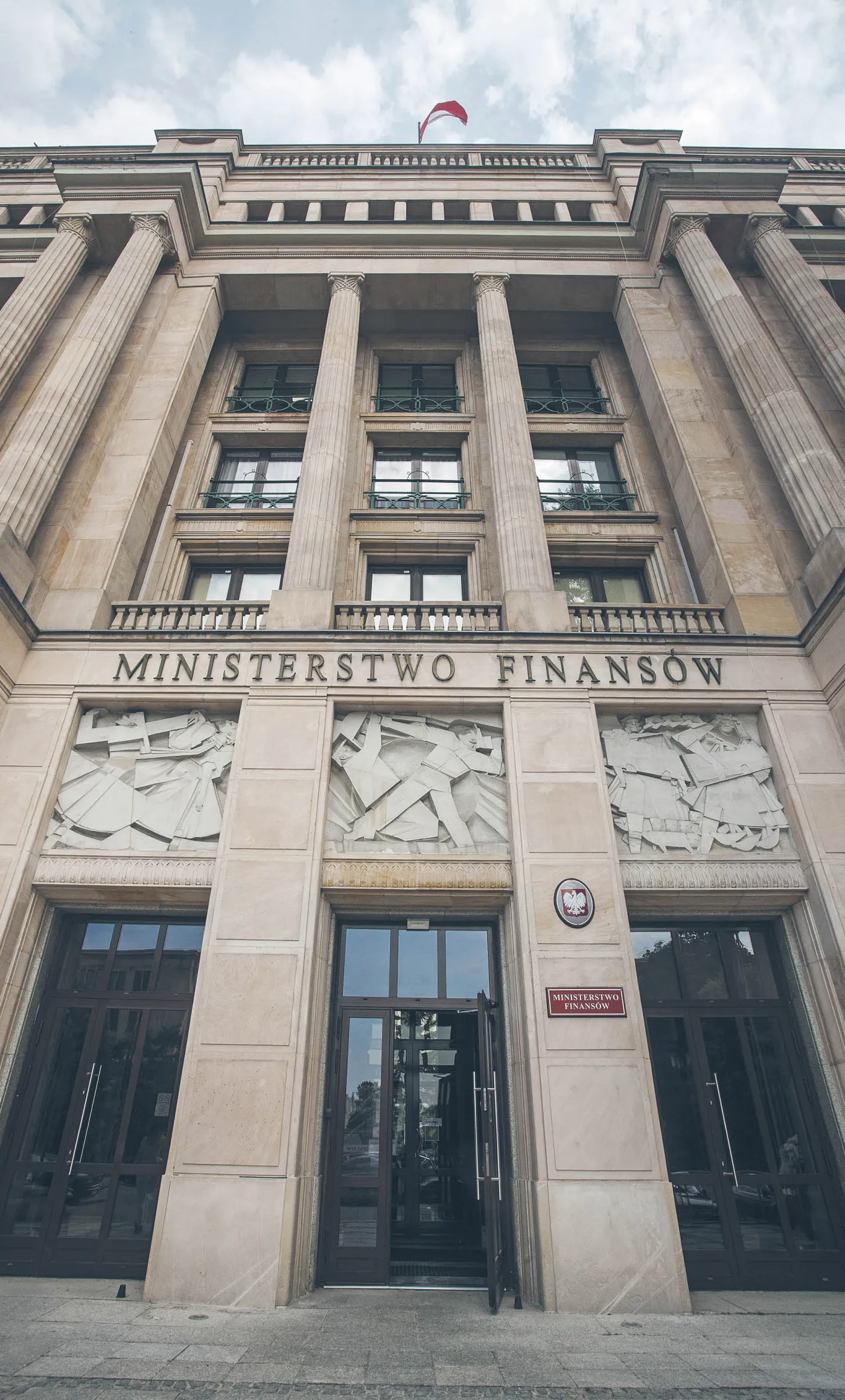 W Ministerstwie Finansów przygotowano projekt przepisów, które pozwolą na udzielenie wsparcia bankom