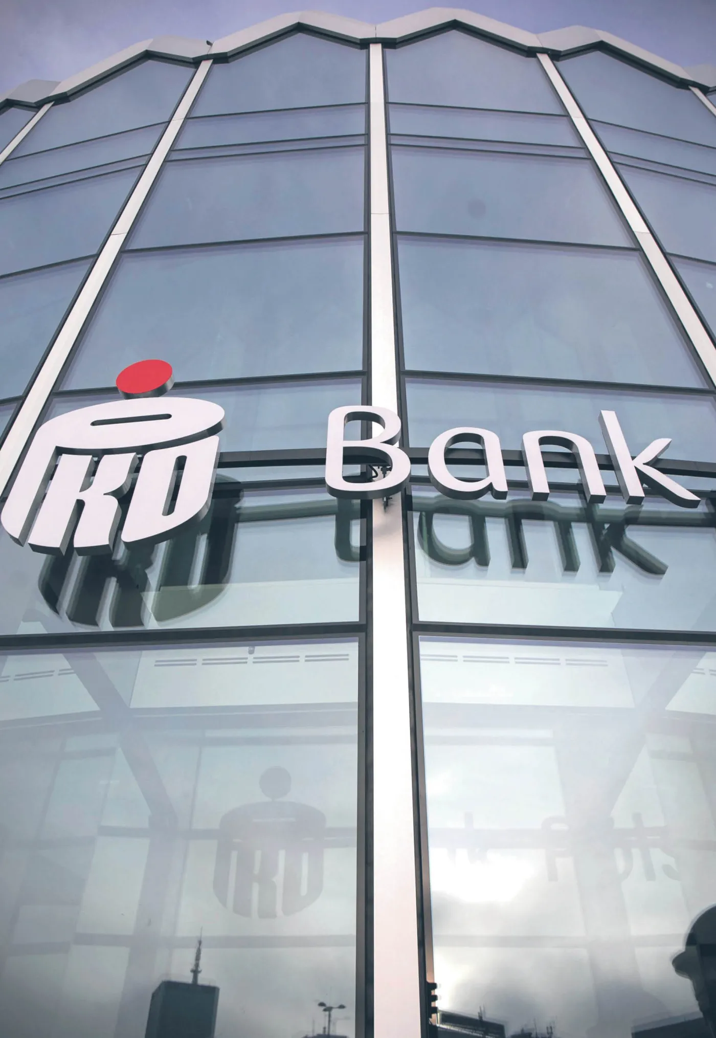 PKO BP pokazał, że stać go na ugody z klientami