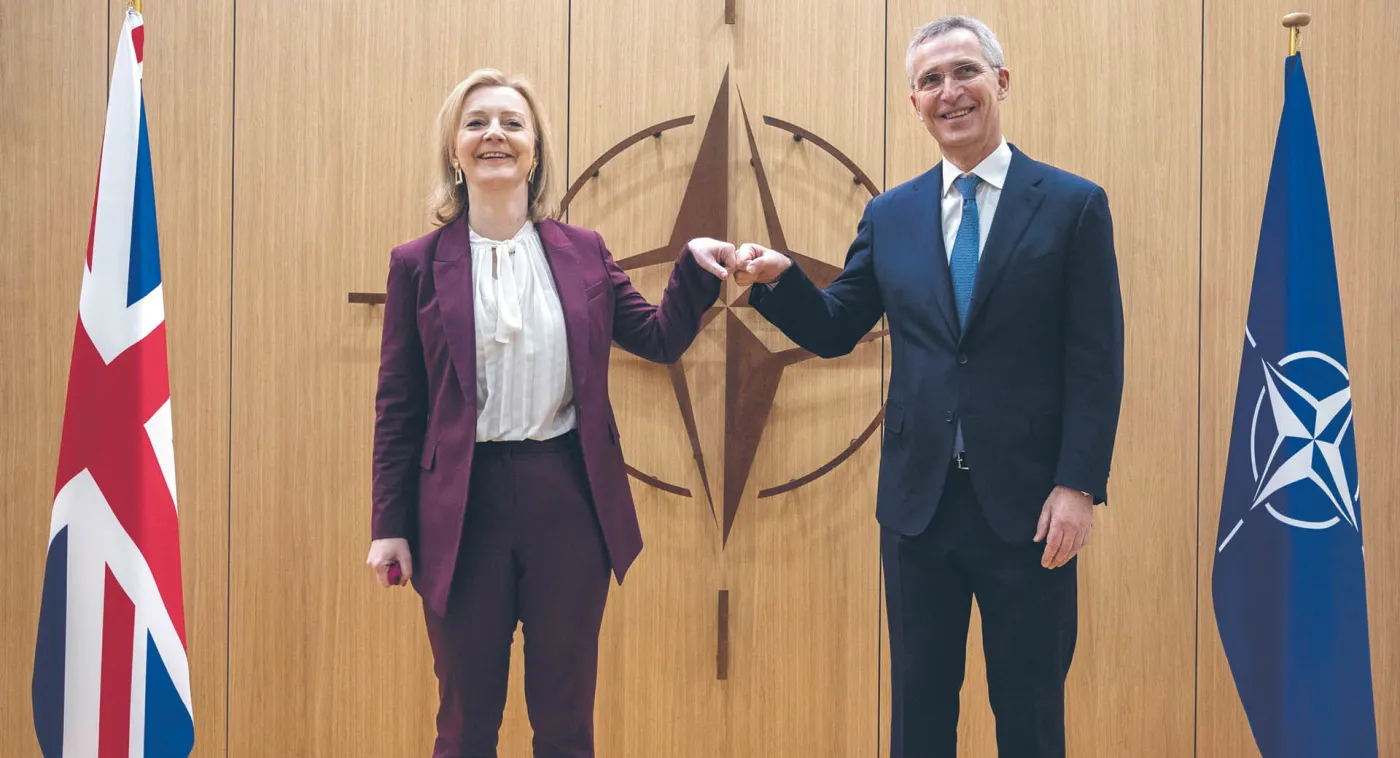 Kto zbroi Ukrainę, kto wysyła wojsko