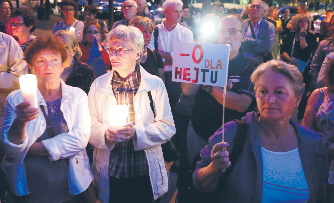 Demokracja w hejcie?