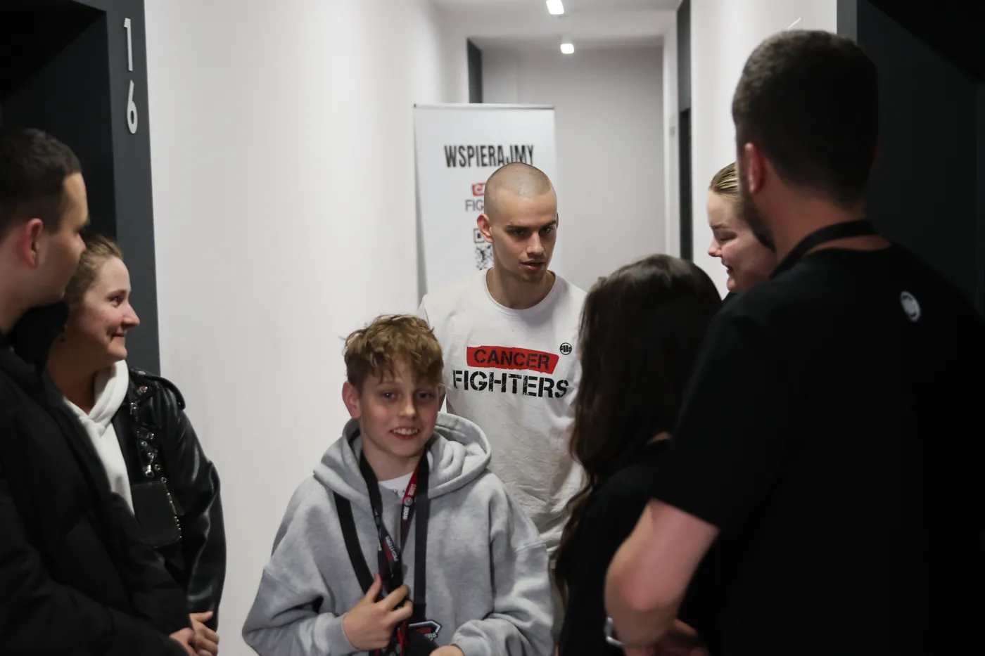 Łatwogang, czyli „internetowy Jurek Owsiak”. Jak influencer zebrał 250 mln zł dla chorych dzieci?