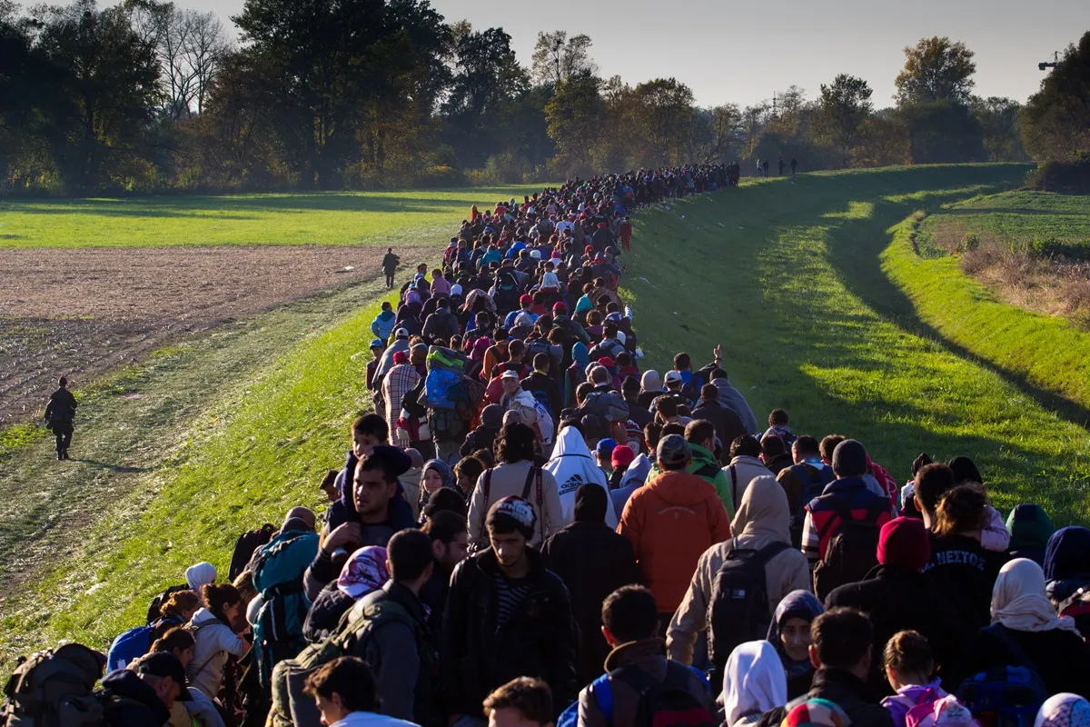 Migracja rośnie w rekordowym tempie. Polska na jednej z kluczowych tras świata