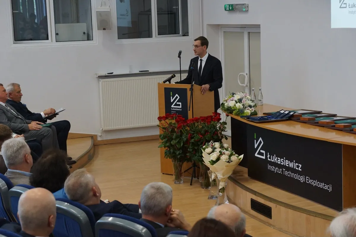 40 lat Łukasiewicz – Instytutu Technologii Eksploatacji: dla przemysłu i rozwoju gospodarczego Polski