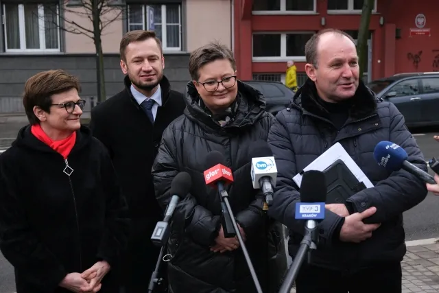 Posłowie KO wszczęli kontrolę w małopolskim kuratorium oświaty