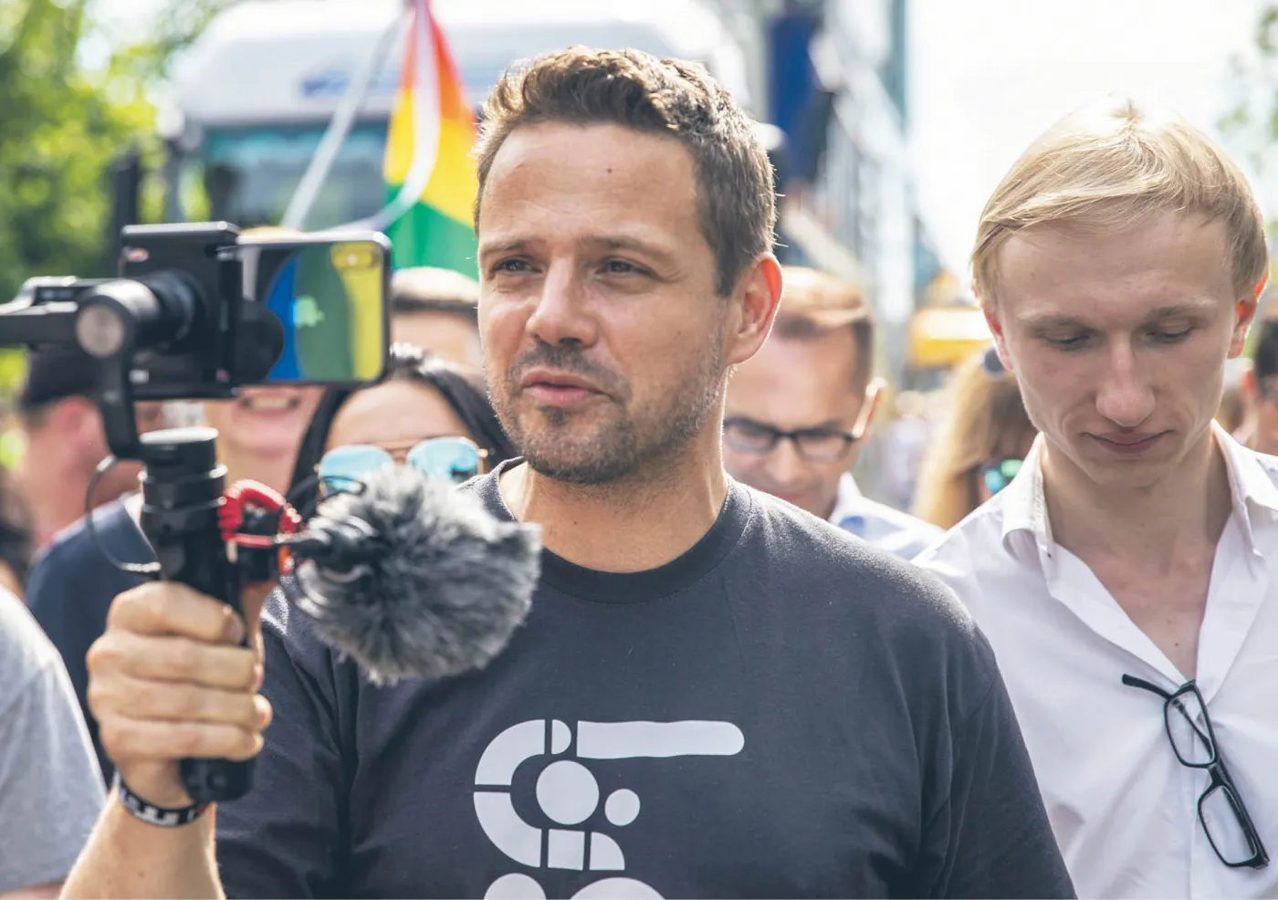 Warszawa wycofuje się z wojny o „seksualizację”