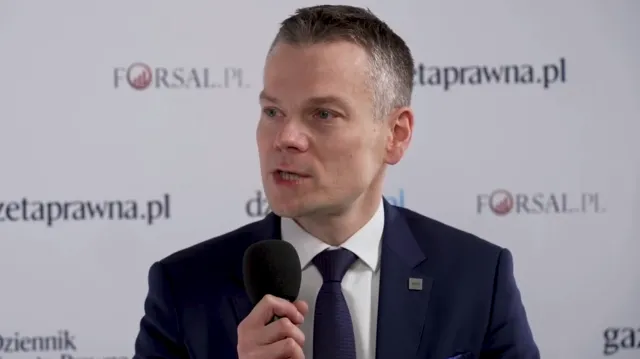 Szef KNF: modelowa umowa kredytu hipotecznego może szybko stać się standardem rynkowym [WIDEO]