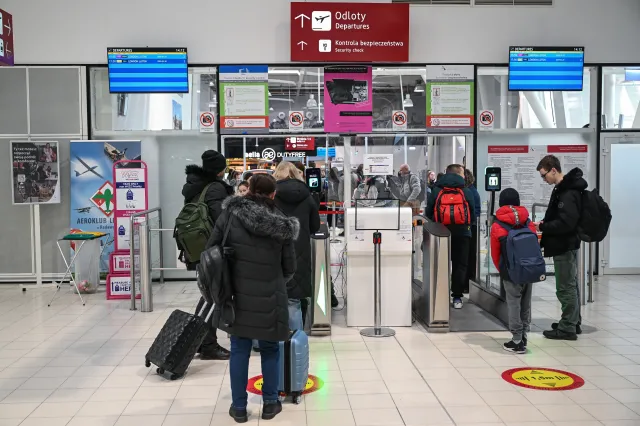 Nocny atak na Kijów. Polska zamknęła ruch lotniczy na dwóch lotniskach