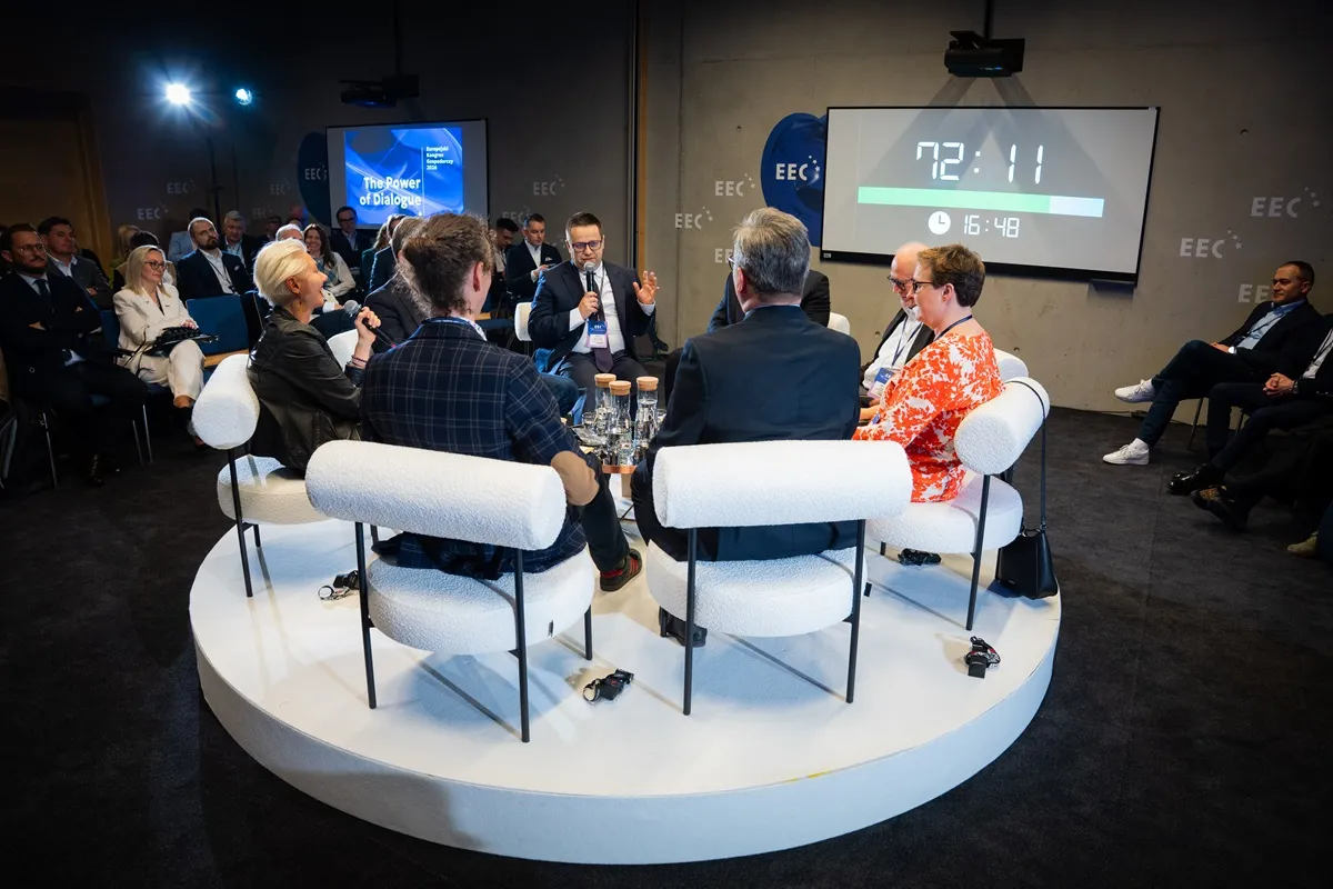 AI w obszarze twórczości: kto zapłaci rachunek za rewolucję?