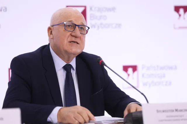 Referendum 2023. Czy komisja ma prawo pytać o wydanie kart referendalnych? Przewodniczący PKW komentuje
