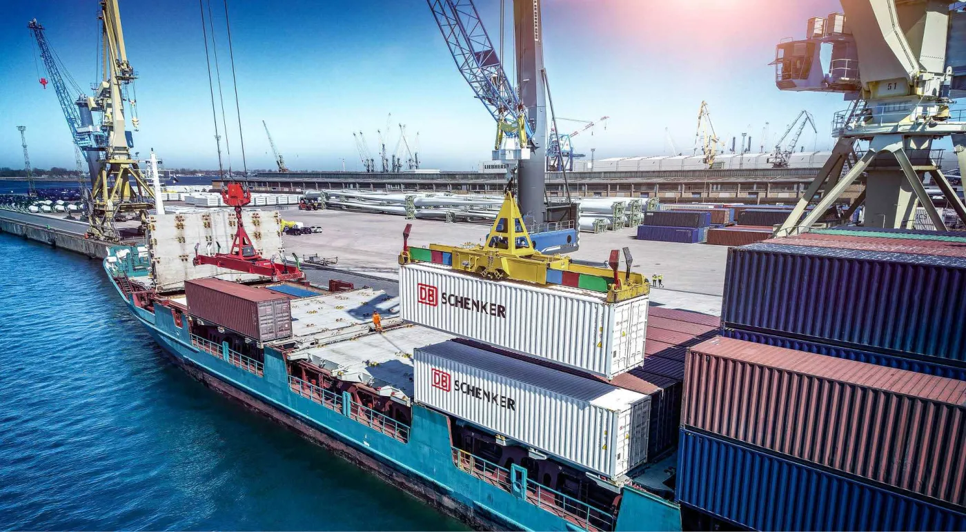 Przez Europę i siedem mórz: DB Schenker rozwija swój produkt drobnicowy