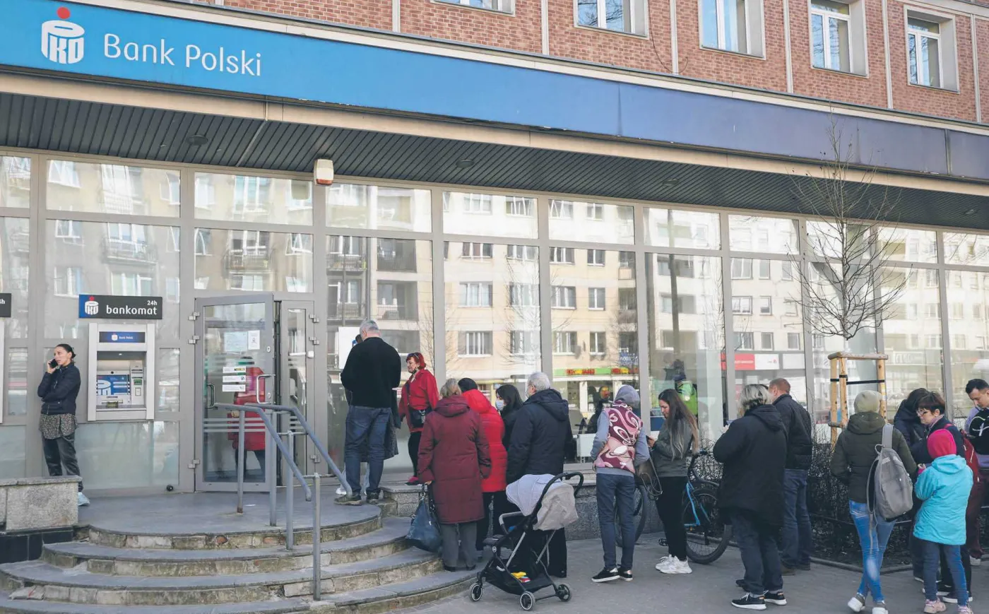 Hrywny wymieniła garstka Ukraińców