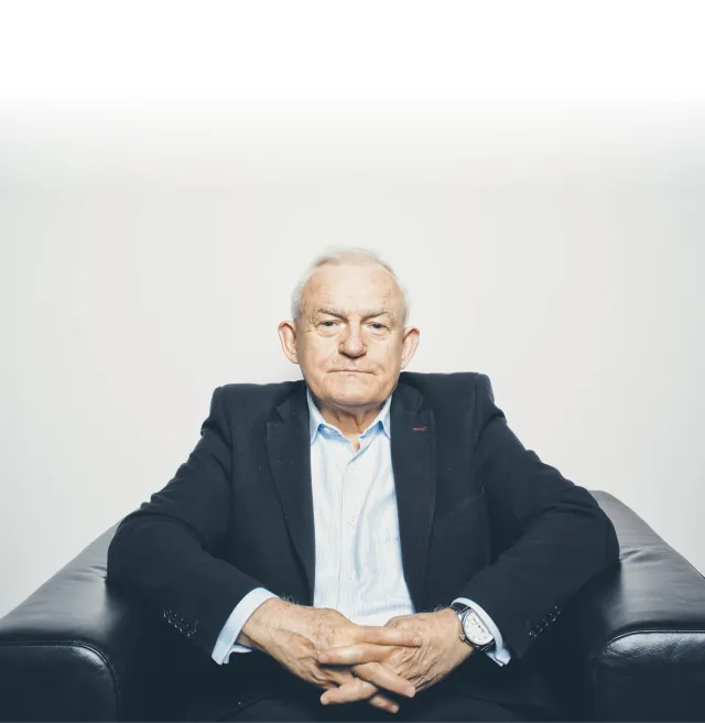 Leszek Miller: Po samobójstwie syna wykrzyczałem się, a raczej zawyłem z rozpaczy [WYWIAD]