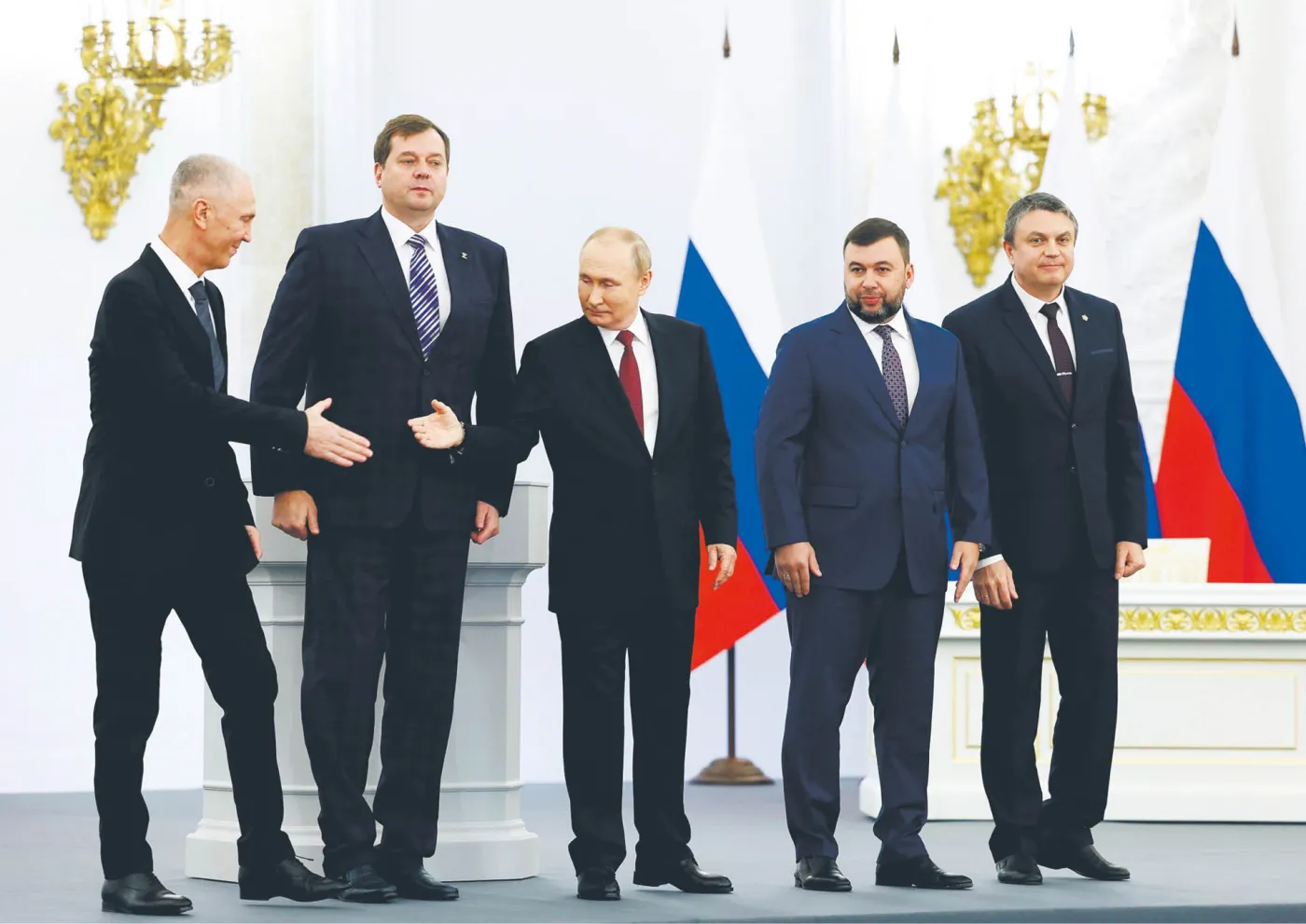 Zabór bez euforii. Kijów naciera, Rosja straszy