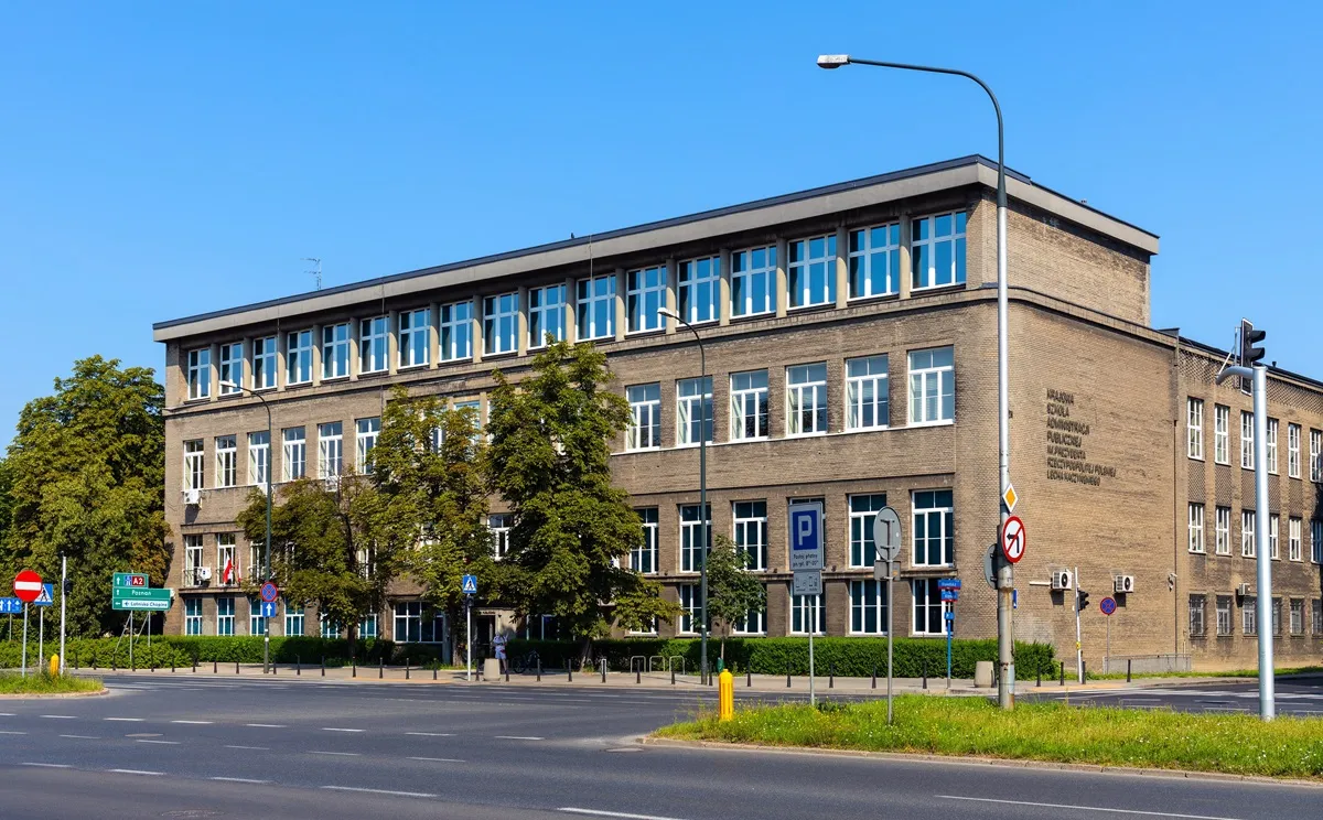 Prezes głównego urzędu administracji publicznej zreformuje służbę cywilną
