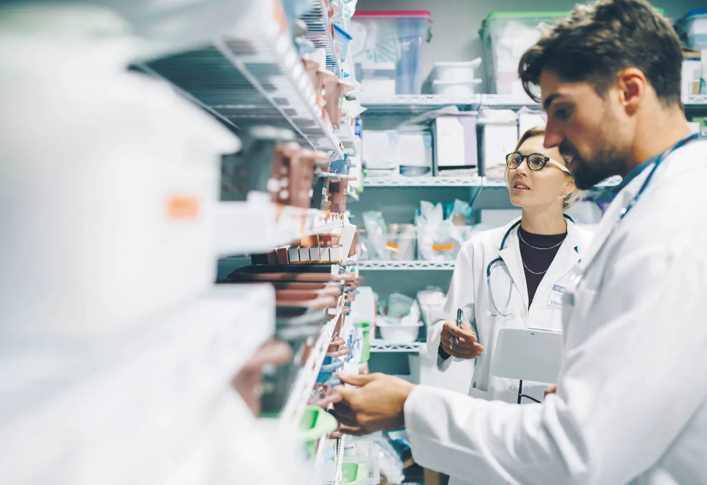 Samorząd nie obroni farmaceutóww sporze z pracodawcą