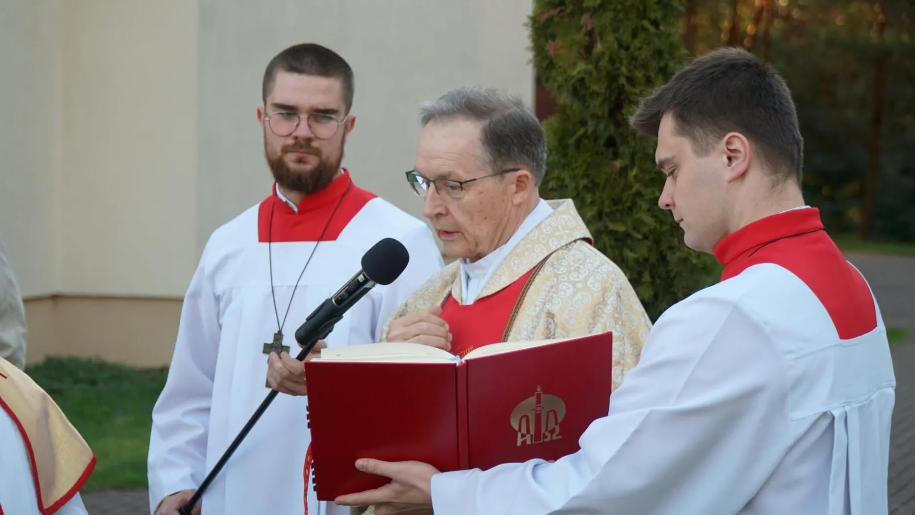 Ks. Zborek ujawnił zarzuty. Nowe oświadczenie po buncie w Grojcu